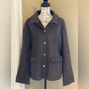 CAbi super soft faux suede women’s jacket w/front snap closure. Size Large